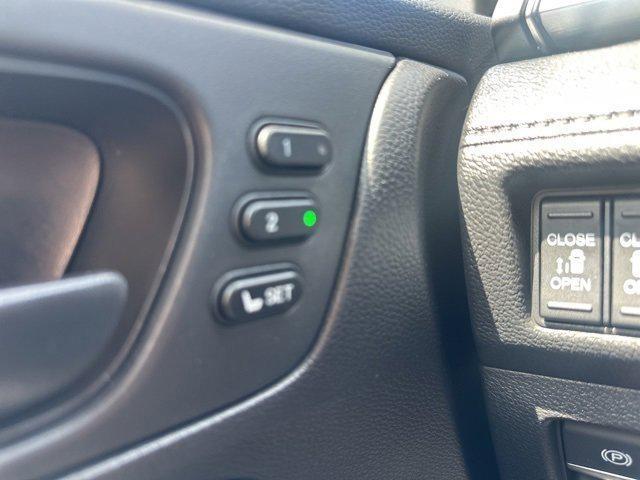 used 2024 Honda Odyssey car, priced at $41,989