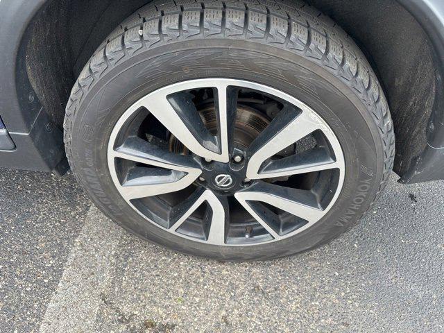 used 2020 Nissan Rogue car, priced at $16,399