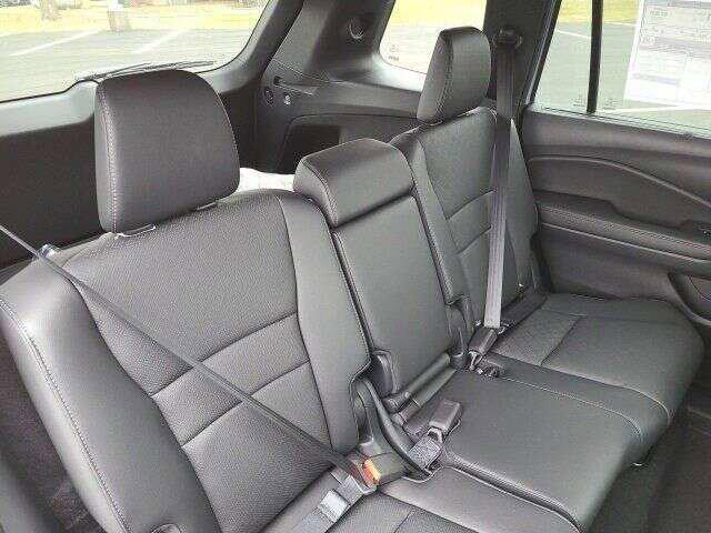 used 2022 Honda Passport car, priced at $35,989