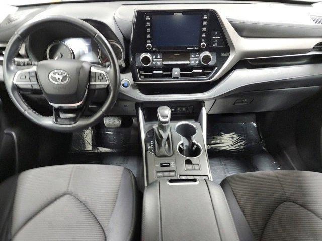 used 2020 Toyota Highlander car, priced at $26,947