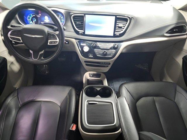 used 2022 Chrysler Pacifica Hybrid car, priced at $18,432