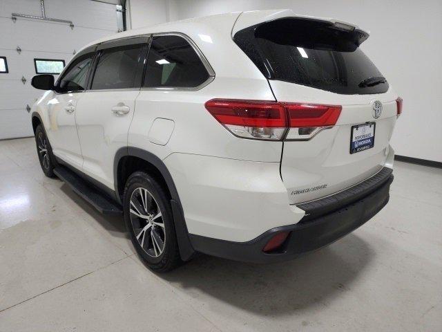 used 2019 Toyota Highlander car, priced at $19,394