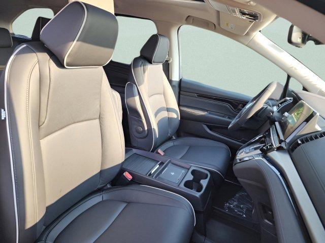 new 2026 Honda Odyssey car, priced at $48,990