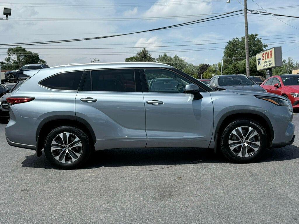 used 2022 Toyota Highlander car, priced at $30,980