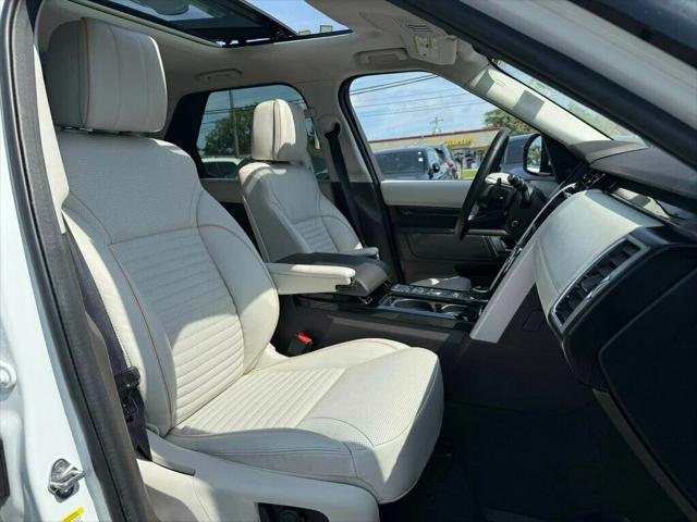 used 2018 Land Rover Discovery car, priced at $23,983