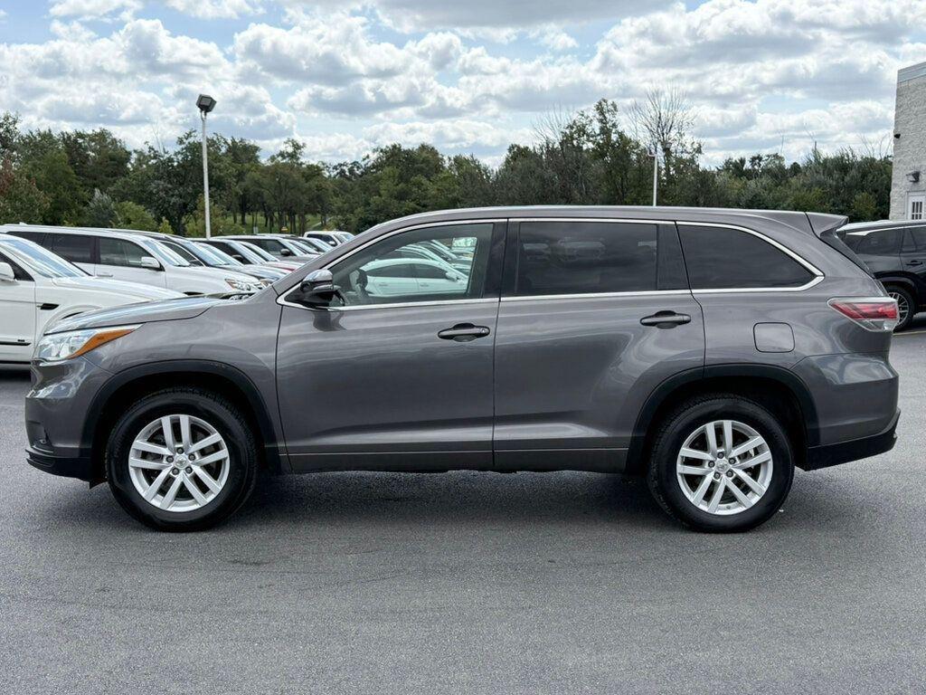 used 2015 Toyota Highlander car, priced at $14,984