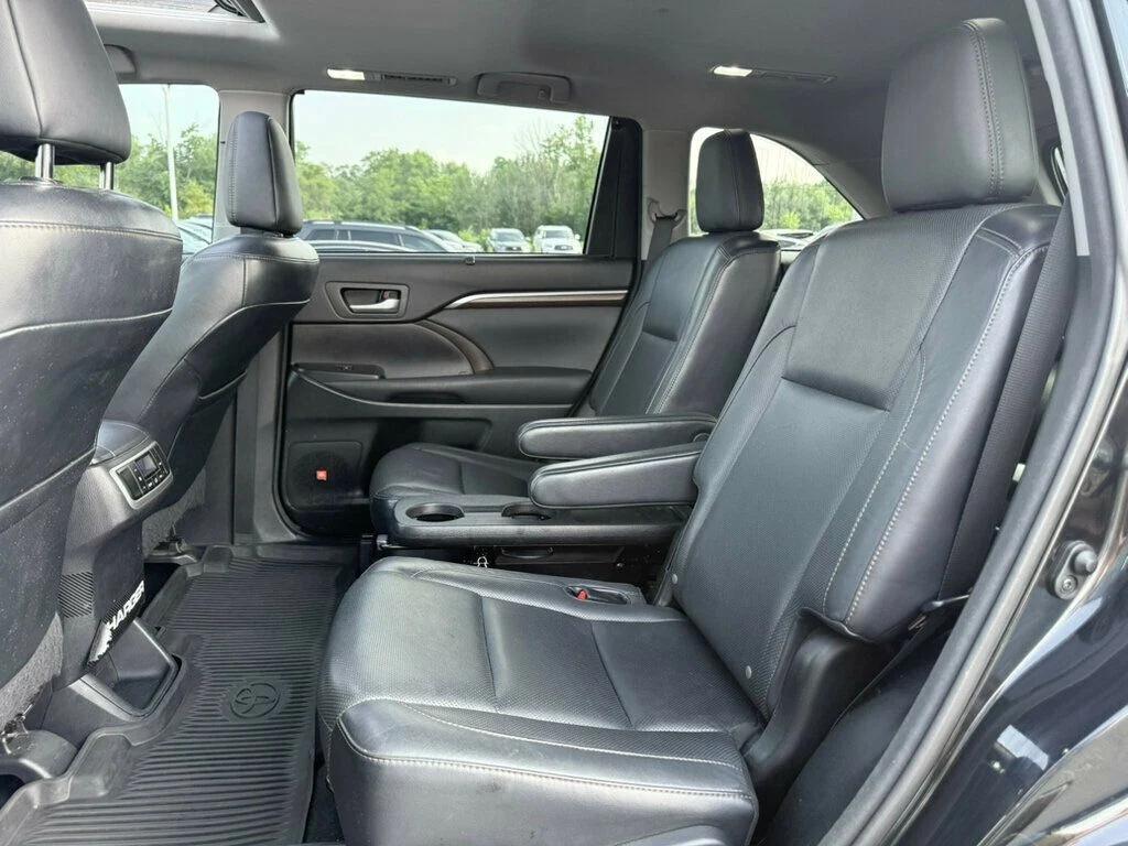 used 2015 Toyota Highlander car, priced at $14,984