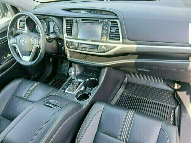 used 2019 Toyota Highlander car, priced at $24,500