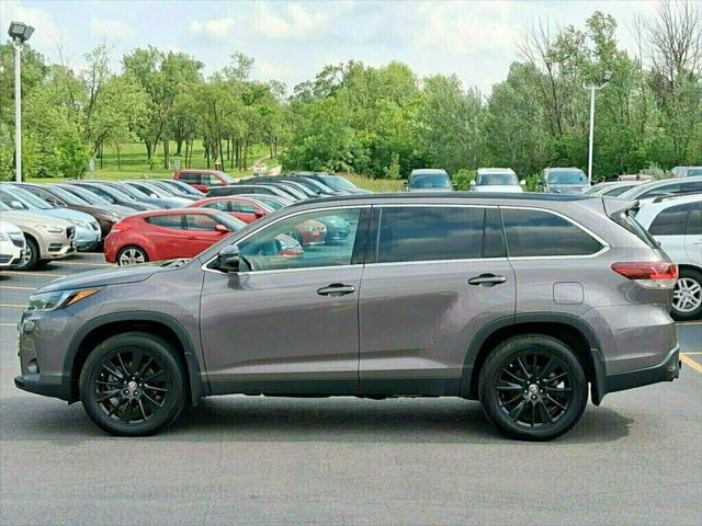 used 2019 Toyota Highlander car, priced at $24,500