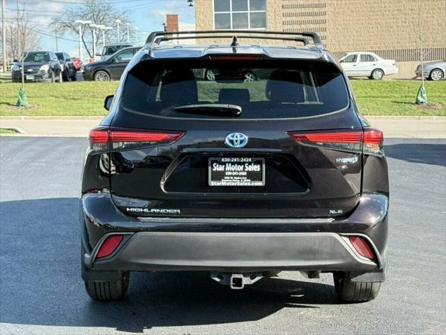 used 2020 Toyota Highlander Hybrid car, priced at $35,985