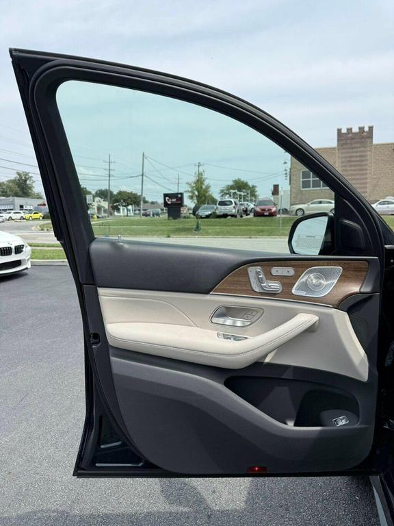 used 2020 Mercedes-Benz GLE 350 car, priced at $31,981
