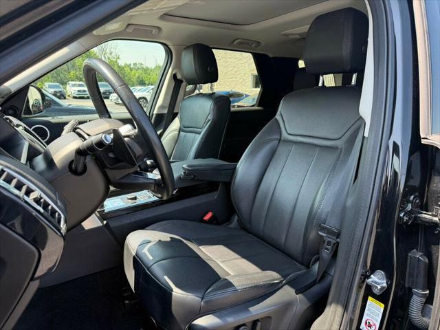 used 2019 Land Rover Discovery car, priced at $18,988