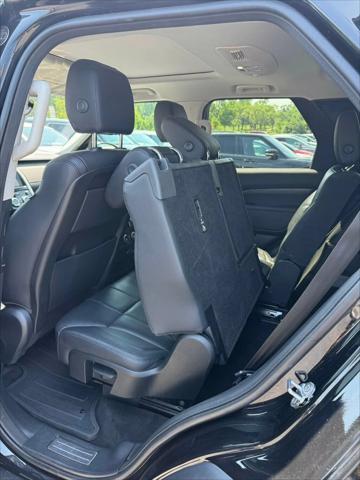 used 2019 Land Rover Discovery car, priced at $18,988