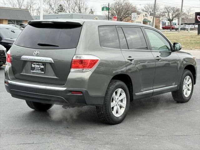 used 2013 Toyota Highlander car, priced at $13,983