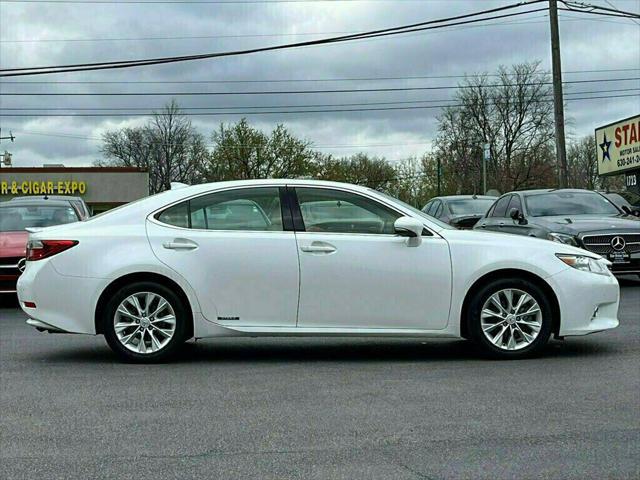 used 2015 Lexus ES 300h car, priced at $19,985