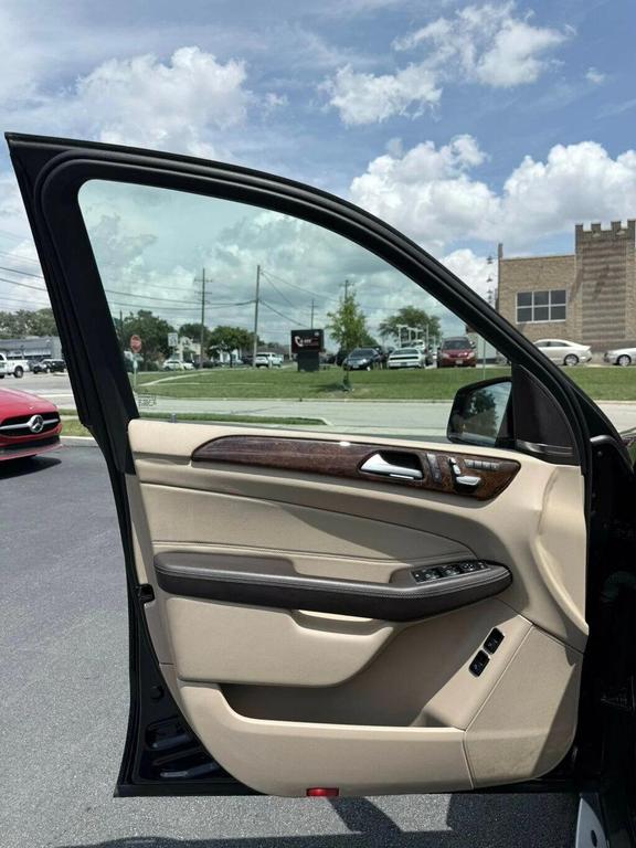 used 2019 Mercedes-Benz GLS 450 car, priced at $27,499