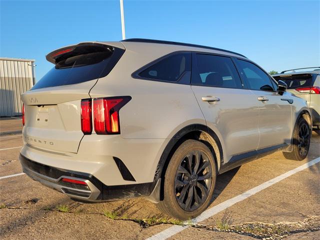 used 2022 Kia Sorento car, priced at $30,995
