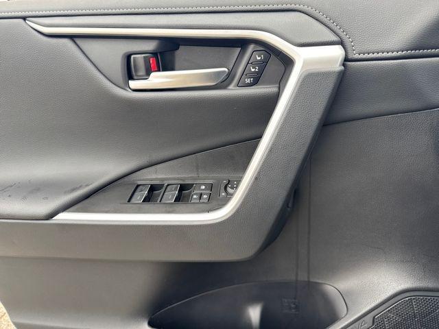 new 2025 Toyota RAV4 car, priced at $40,274