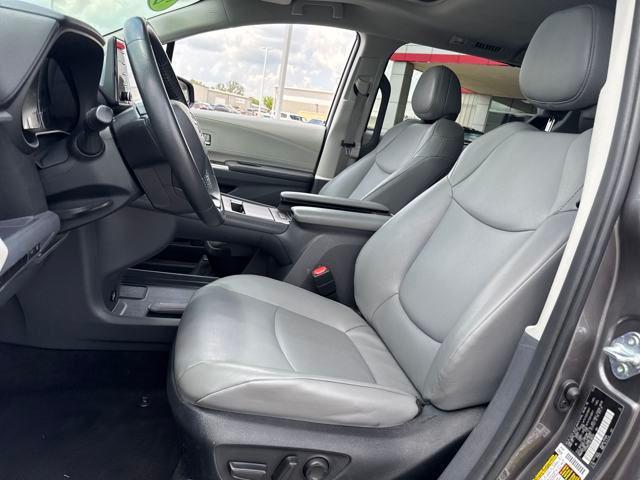 used 2024 Toyota Sienna car, priced at $43,995