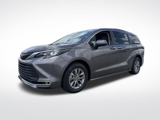 used 2024 Toyota Sienna car, priced at $43,995