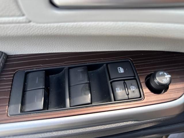 used 2024 Toyota Sienna car, priced at $43,995
