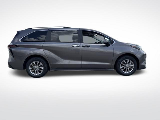 used 2024 Toyota Sienna car, priced at $43,995