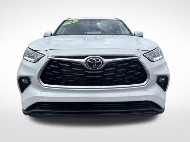 new 2026 Toyota Highlander car, priced at $54,074