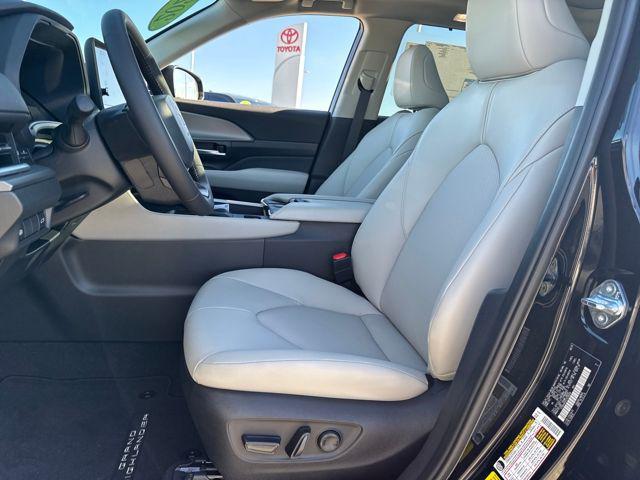 new 2026 Toyota Grand Highlander car, priced at $49,054