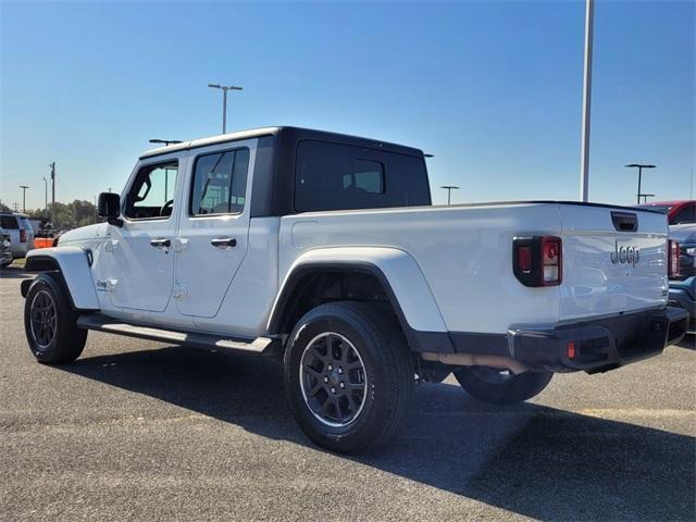 used 2023 Jeep Gladiator car, priced at $34,732