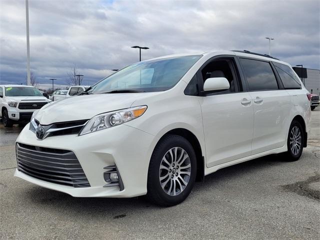 used 2018 Toyota Sienna car, priced at $26,825