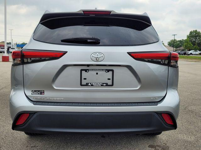used 2022 Toyota Highlander car, priced at $37,995