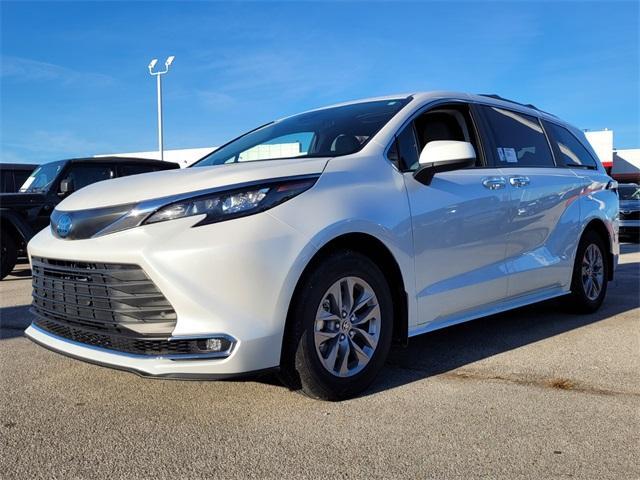 used 2024 Toyota Sienna car, priced at $49,981