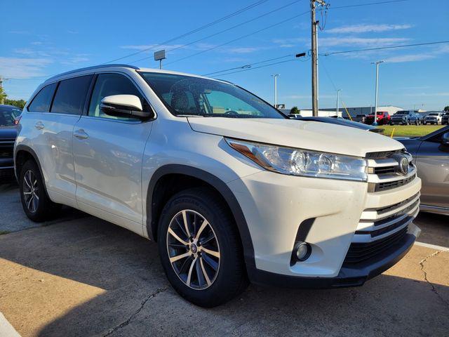 used 2017 Toyota Highlander car, priced at $23,495