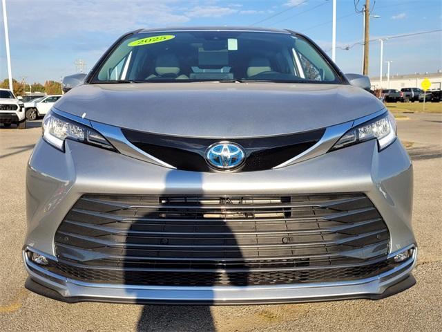 new 2024 Toyota Sienna car, priced at $58,133