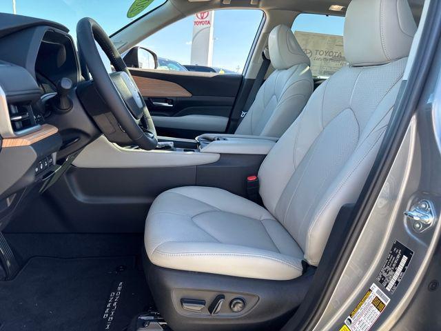 new 2026 Toyota Grand Highlander car, priced at $62,338
