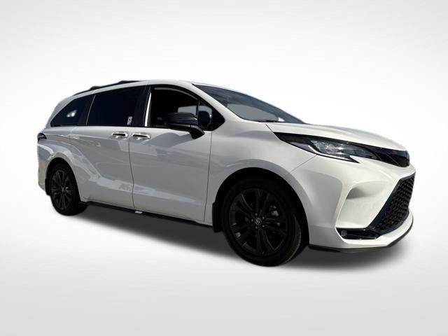 used 2025 Toyota Sienna car, priced at $52,995