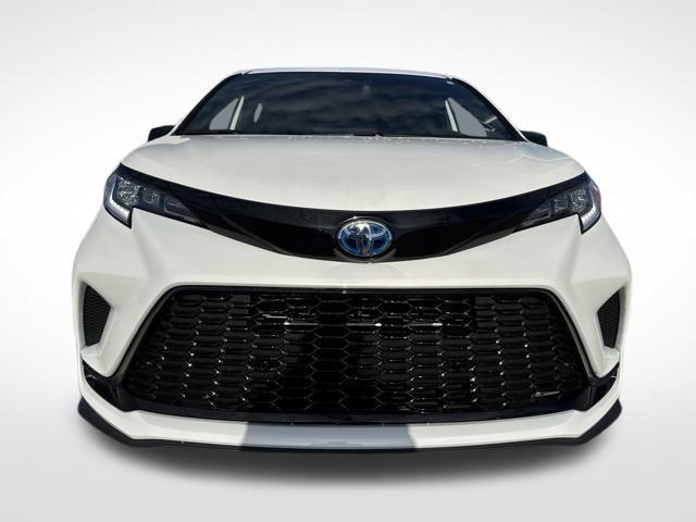 used 2025 Toyota Sienna car, priced at $52,995