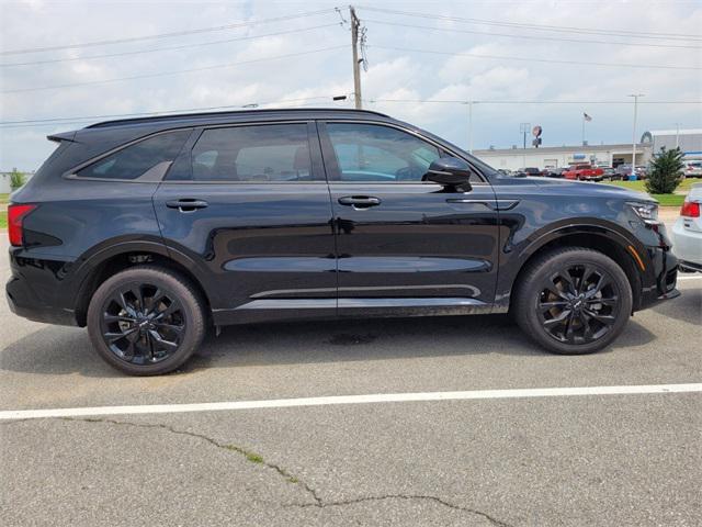 used 2023 Kia Sorento car, priced at $31,495