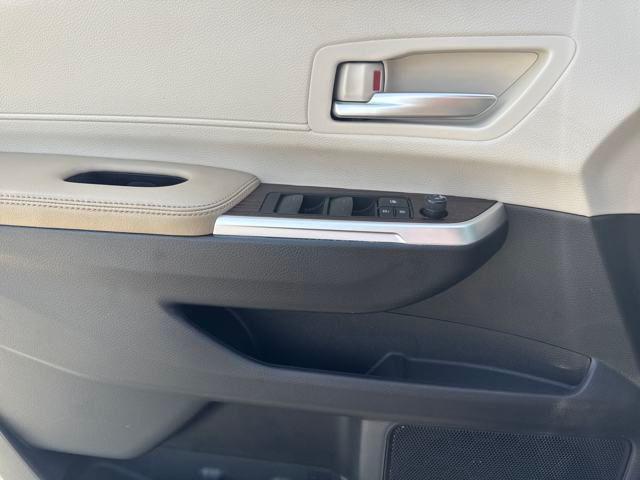 used 2023 Toyota Sienna car, priced at $39,847