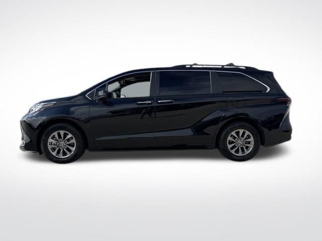 used 2023 Toyota Sienna car, priced at $39,847