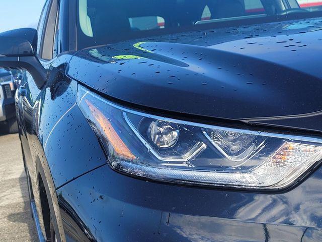 used 2022 Toyota Highlander car, priced at $41,995