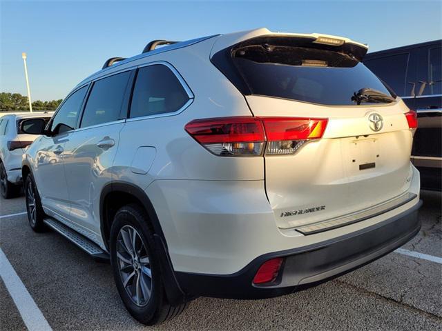 used 2018 Toyota Highlander car