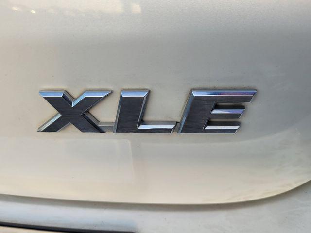 used 2018 Toyota Highlander car, priced at $25,995