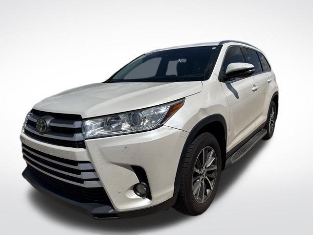 used 2019 Toyota Highlander car, priced at $24,997