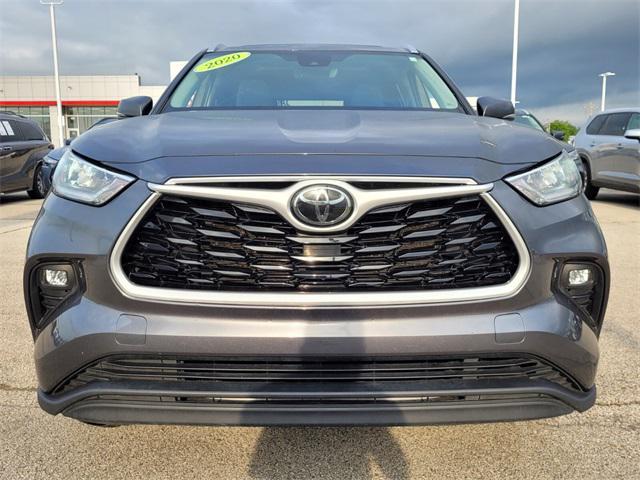 used 2020 Toyota Highlander car, priced at $26,900