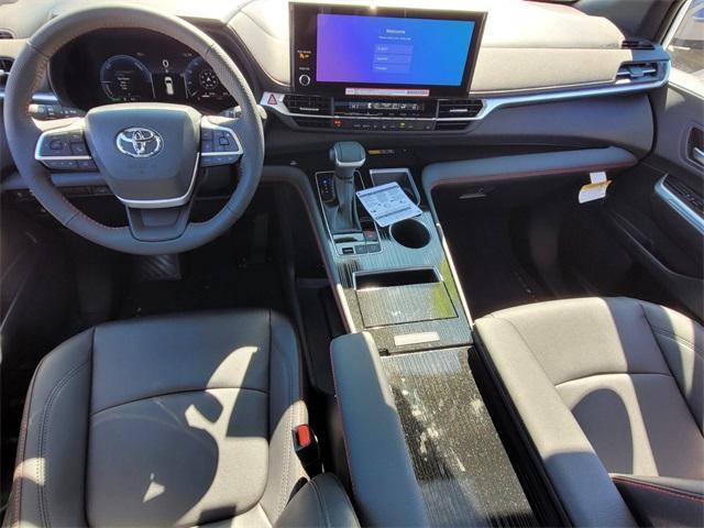 new 2025 Toyota Sienna car, priced at $50,374