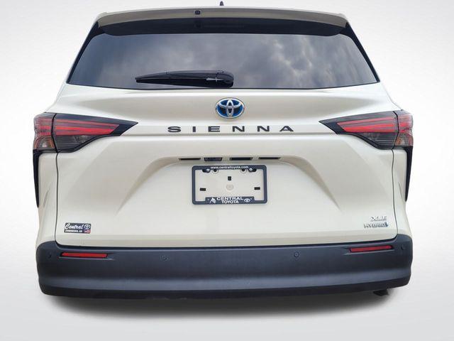 used 2021 Toyota Sienna car, priced at $31,995