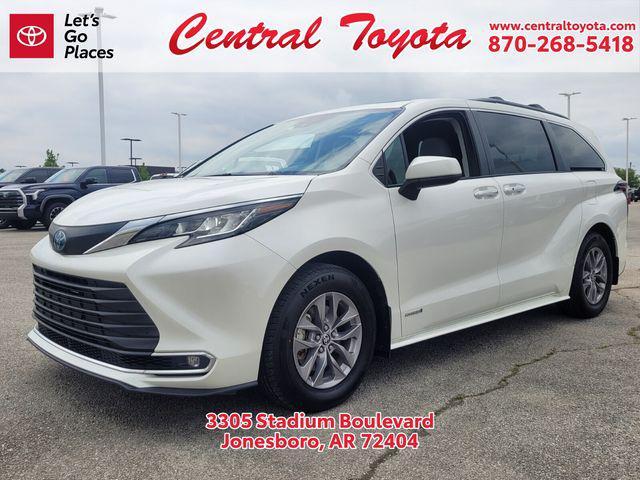 used 2021 Toyota Sienna car, priced at $32,995