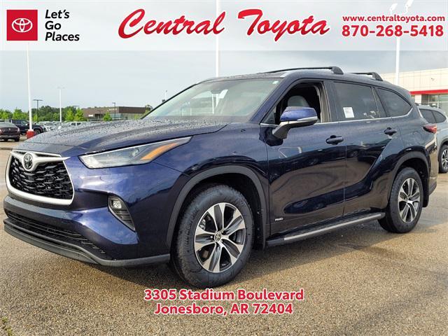 new 2025 Toyota Highlander Hybrid car, priced at $52,038