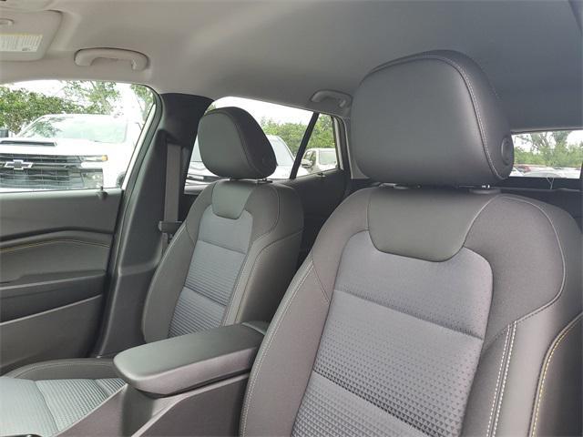 new 2025 Chevrolet Trax car, priced at $24,211